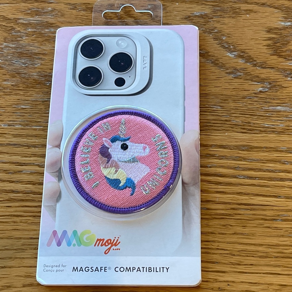NEW I Believe in Unicorns Phone Badge with MagSafe Compatibility 🌺